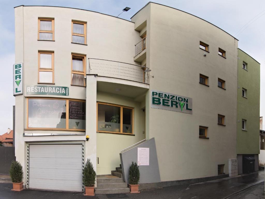 Penzion Beryl Košice Esterno foto